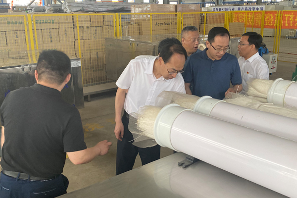 6686体育迎来全省深化县乡“解放思想推动高质量发展大讨论”调研组督导调研